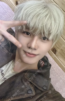 BOTH SIDES : THE PRE-LISTENING PARTY KTOWN4U