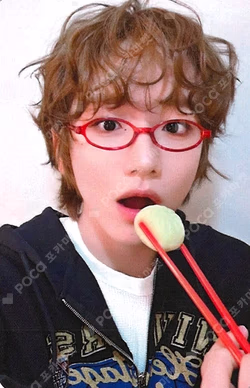 PUSH BACK Hellolive shop JEONGSEMIN photocard image