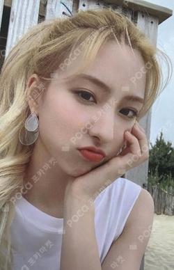 For the Summer Green ver. EUNSEO photocard image