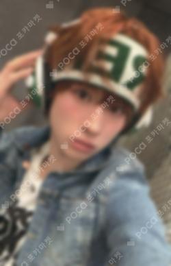 play hard YIZHIYU KYUNGMIN photocard image