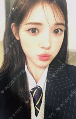 2026 Hearts2Hearts FANMEETING [HEARTS 2 HOUSE] RANDOM TRADING CARD YUHA photocard image