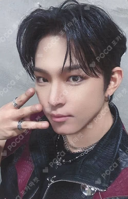 ONEUS LEEDO photocard image
