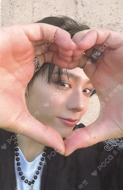 原 HWANWOONG photocard image