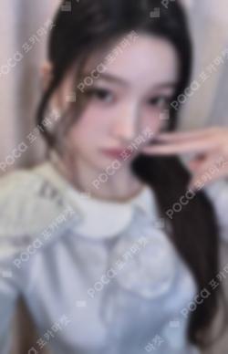 NOT CUTE ANYMORE TOWER RECORDS LUCKY DRAW IROHA photocard image