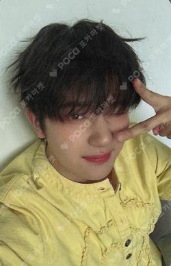 X SHOP X OX:N PHOTOBOOK YECHAN photocard image