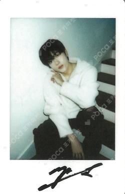 X SHOP X OX:N PHOTOBOOK YECHAN photocard image