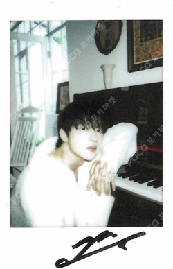 X SHOP X OX:N PHOTOBOOK YECHAN photocard image