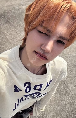 WHO WE ARE POP-UP STORE TRADING CARD JUWON photocard image