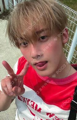 CHAMELEON Starlike Music LUCKY DRAW YoonSanha photocard image