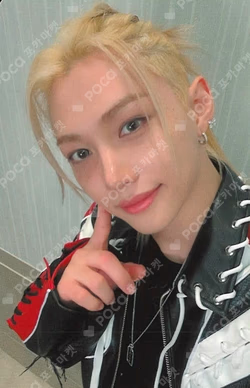 Hollow OFFLINE EVENT FELIX photocard image
