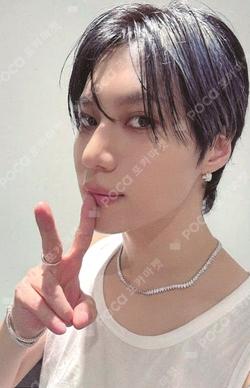 GGUNG DAENG POP-UP STORE [LOVE BLOSSOM] PHOTOCARD POUCH TAEMIN photocard image