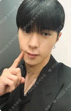 UNBROKEN RBW JAPAN MALL WYATT photocard image