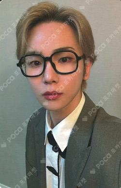 SHINee WORLD VI [PERFECT ILLUMINATION] JAPAN FINAL LIVE in TOKYO DOME UNIVERSAL MUSIC STORE Limited Key photocard image