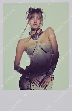 DEADLINE WEVERSE LISA photocard image