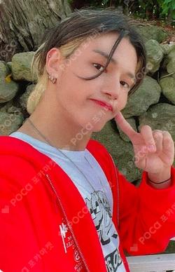 ATEEZ WOOYOUNG photocard image