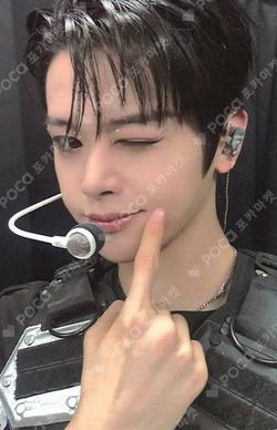 blackout M2U Ma Jingxiang photocard image