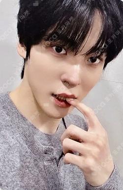 GOLDEN HOUR : Part.4 EVERLINE LUCKY DRAW YUNHO photocard image