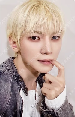 GOLDEN HOUR : Part.4 EVERLINE LUCKY DRAW YEOSANG photocard image