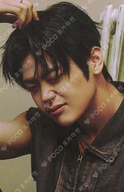 blackout eyes ver. Ma Jingxiang photocard image