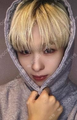 Beat-Boxer JUMP UP HYUI photocard image