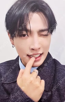 GOLDEN HOUR : Part.4 EVERLINE LUCKY DRAW HONGJOONG photocard image