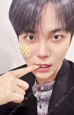 GOLDEN HOUR : Part.4 EVERLINE LUCKY DRAW JONGHO photocard image