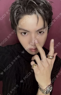 ALLDAY PROJECT IDOUSTAGE LUCKY DRAW WOOCHAN photocard image