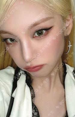 TUNNEL VISION QQ MUSIC LUCKY DRAW YEJI photocard image