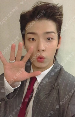 YAHO X GS25 Kim Do Gyun photocard image