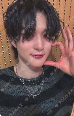 UNDENIABLE MUSICART Kim Woo Seok photocard image