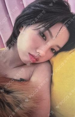 CHIC SOYEON photocard image