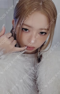 REVIVE+ US EXCLUSIVE REI photocard image