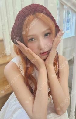 2026 SEASON'S GREETINGS RANDOM TRADING CARD SET A ver. JOY photocard image