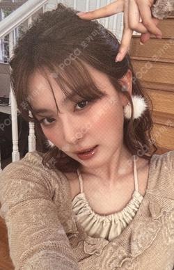 2026 SEASON'S GREETINGS PHOTO PACK SEULGI photocard image