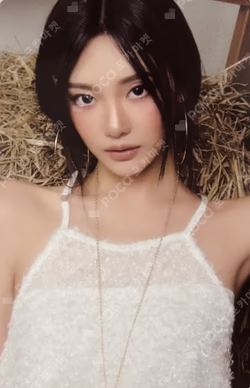 2026 SEASON'S GREETINGS RANDOM TRADING CARD SET B ver. NINGNING photocard image