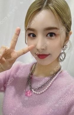 JOY MAKESTAR LUCY photocard image