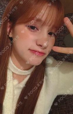 BUBBLE GUM EVERLINE HUENING BAHIYYIH photocard image