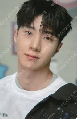 ONF x ONKKOMIZ POP-UP STORE ONKKOMIZ DREAM HOUSE RANDOM TRADING CARD WYATT photocard image