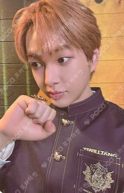 2025-26 ONEW WORLD TOUR [ONEW THE LIVE : PERCENT (%)] ENCORE CONCERT TRADING CARD ONEW photocard image