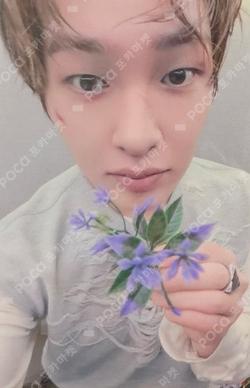 TOUGH LOVE POP-UP STORE WOVEN BLANKET ONEW photocard image