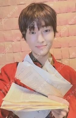 TOUGH LOVE POP-UP STORE FRAME HOLDER SET