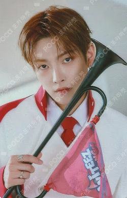 ATEEZ X ANITEEZ POP-UP EXHIBITION & STORE ANITEEZ IN THE CALLING BANDANA HONGJOONG photocard image