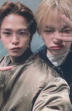 TREASURE Unit photocard image