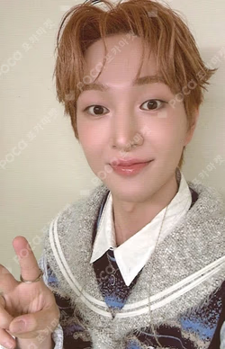 2025-26 ONEW WORLD TOUR [ONEW THE LIVE : PERCENT (%)] ENCORE CONCERT TRADING CARD ONEW photocard image