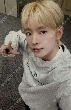 COLOR KMS YUSHI photocard image