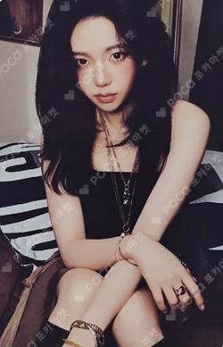 2026 SEASON'S GREETINGS RANDOM TRADING CARD SET A ver.