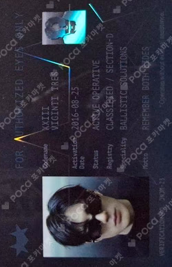 BOTH SIDES EVIDENCE Ver. BLACK Ver. JENO photocard image