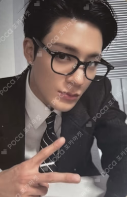 BOTH SIDES EVIDENCE Ver. WHITE Ver. JENO photocard image