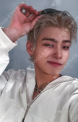 X-82 KPOP HOUSE STORE Kim Do Gyun photocard image