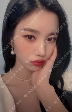 ONE, THE STORY TRADING CARD KWONEUNBI photocard image